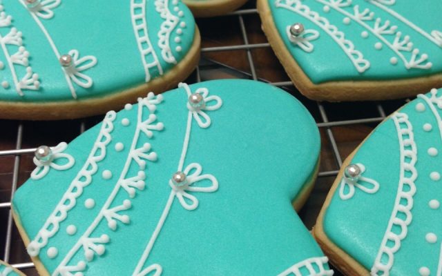 Icing sugar heart Icing sugar heart